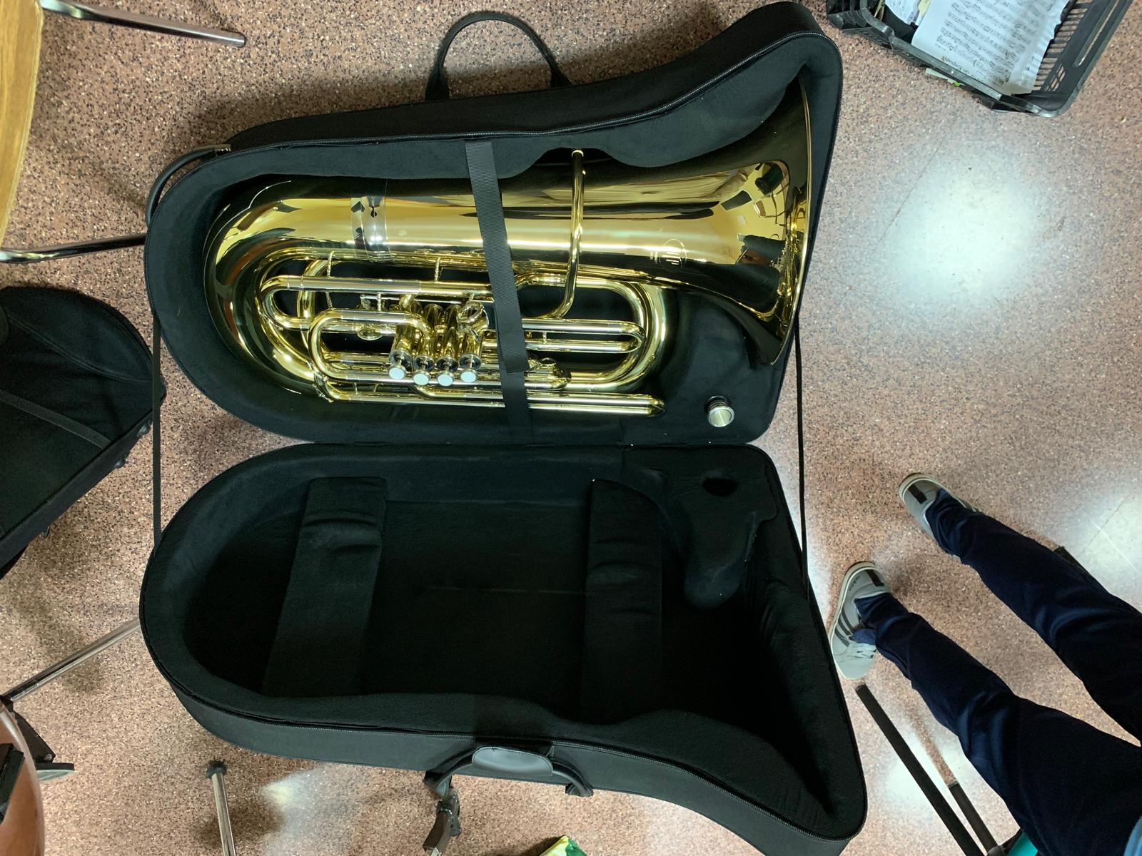 Tuba